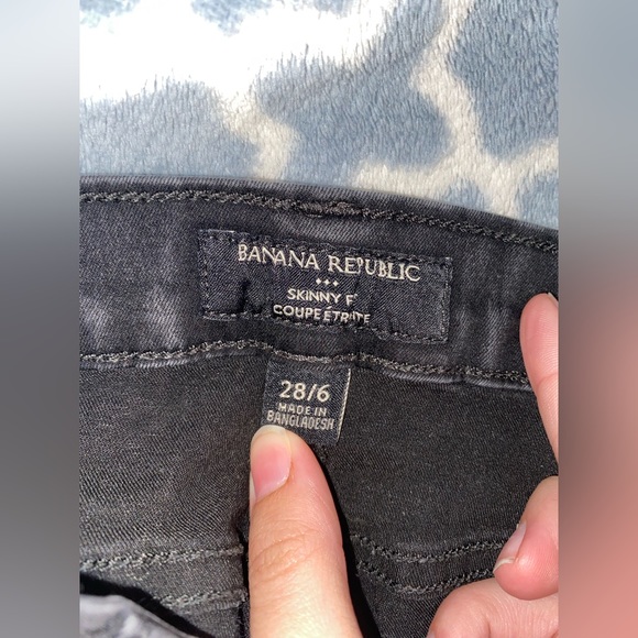 Selling skinny jeans - Picture 2 of 2